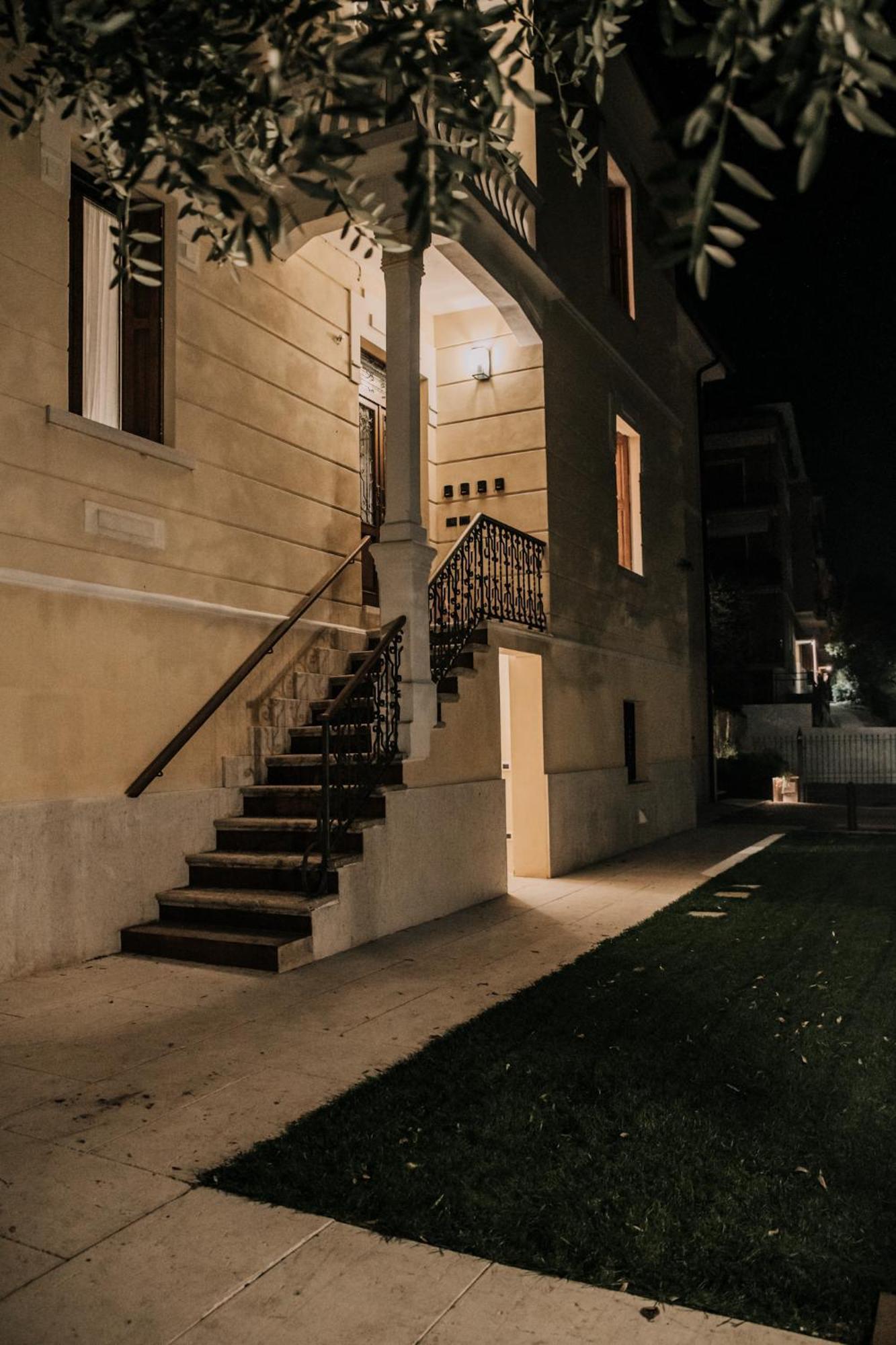 Naboo Verona Luxury Suites Luaran gambar