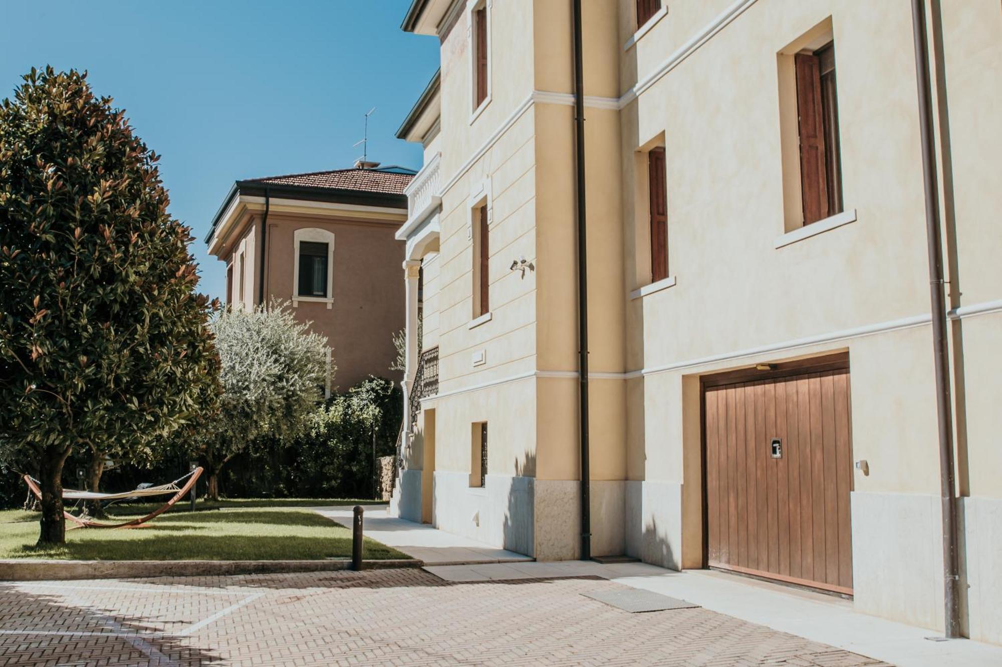 Naboo Verona Luxury Suites Luaran gambar